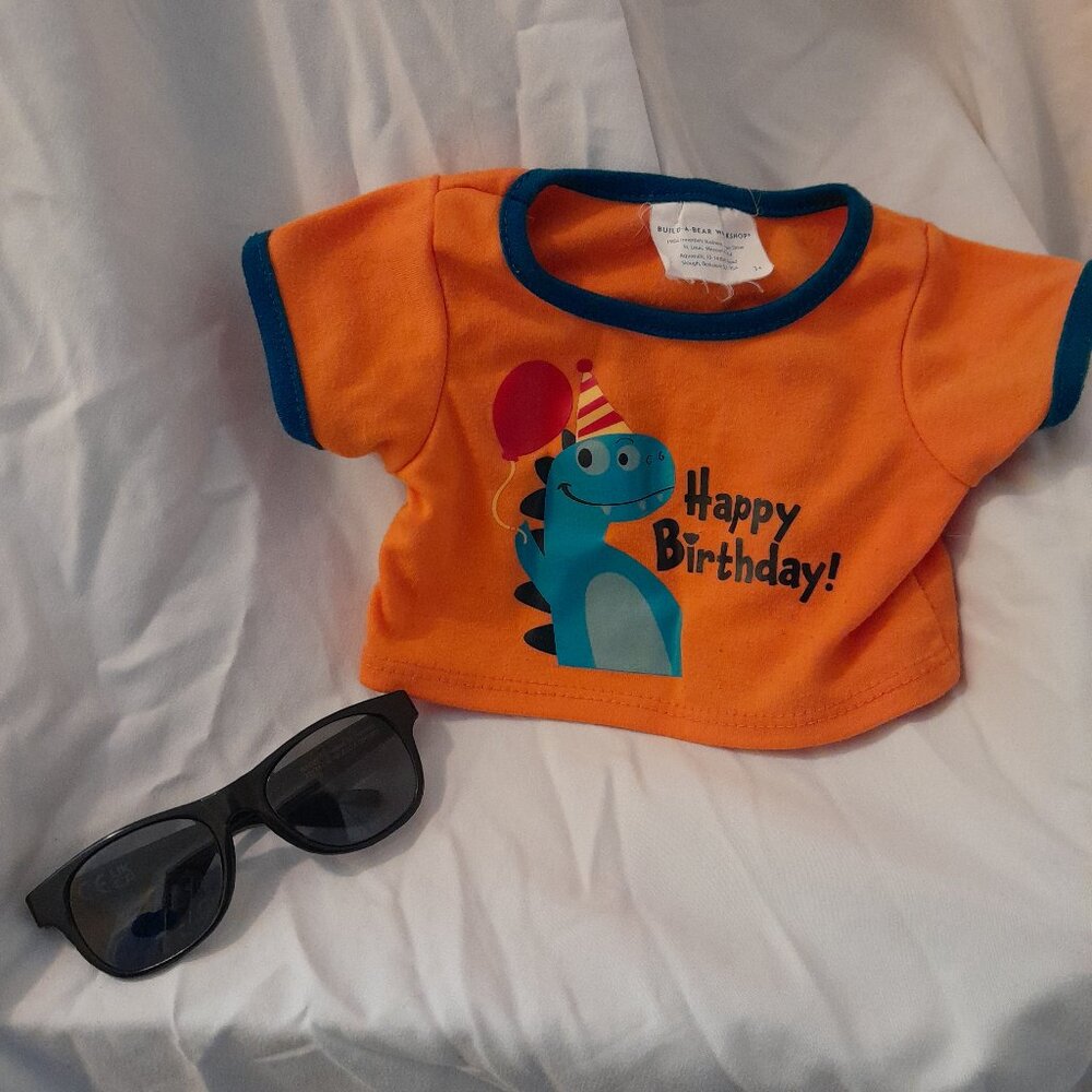 Build-A-Bear Workshop Dinosaur Happy Birthday T Shirt and Black Sunglasses